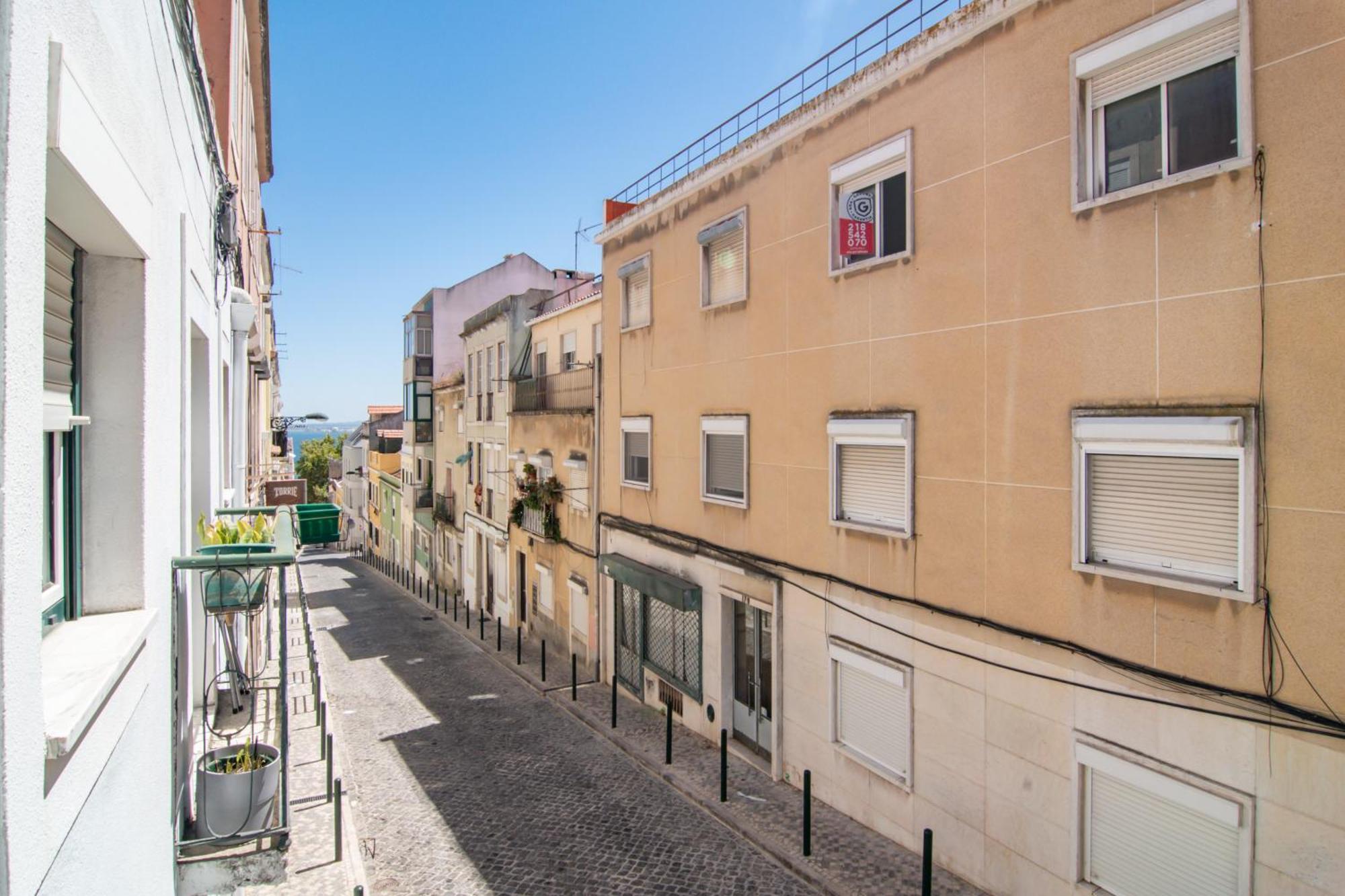 Charming & Peaceful Family Flat Appartement Lissabon Buitenkant foto